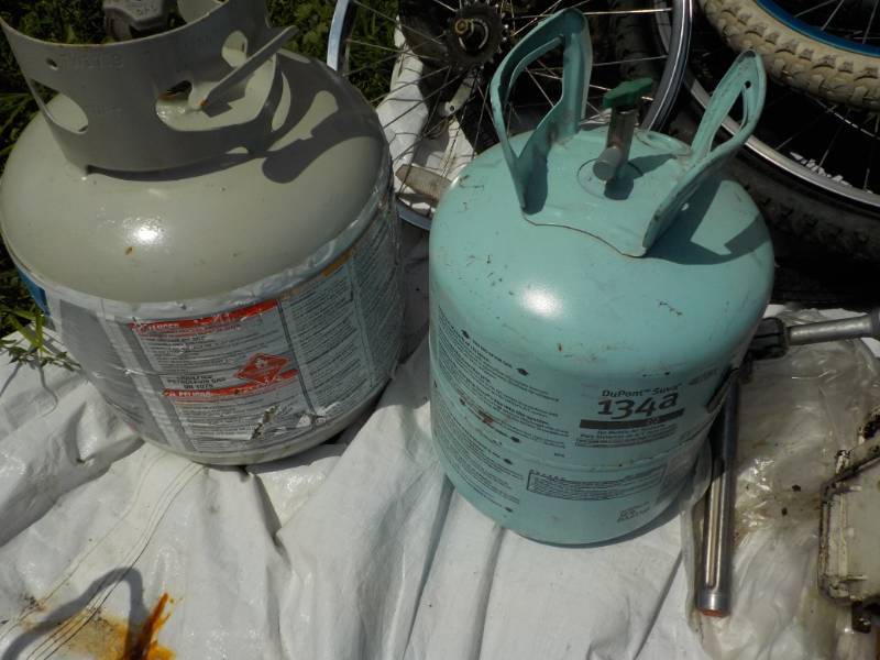 lot 75 image: 2 Propane Tanks...