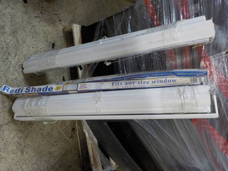 lot 114 image: Redi Shade Fits any Size Window...
