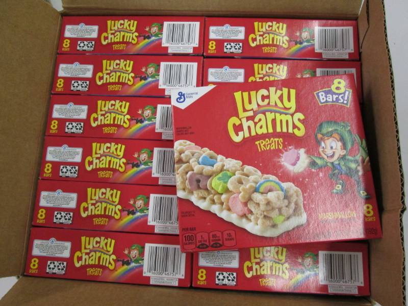 lot 322 image: 12 boxes of Lucky Charms bars...