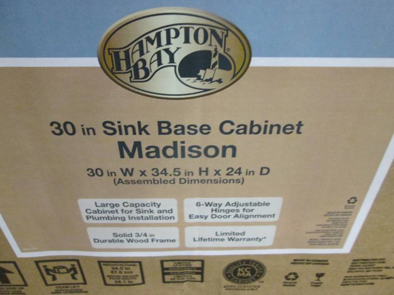 Hampton Bay Madison Assembled 30x34...