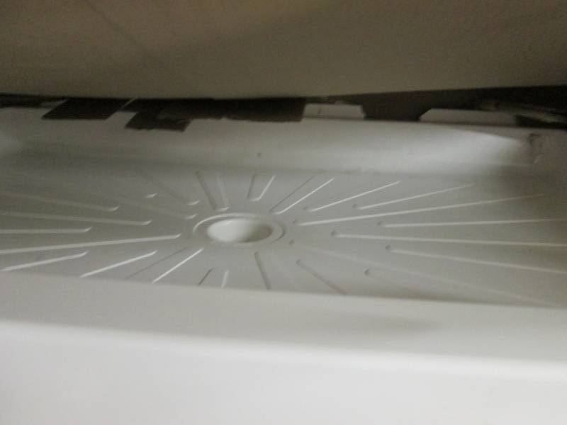 Mustee Durabase 32 in. x 48 in. Sin...