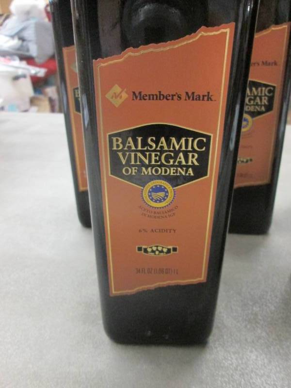 5- 34 oz Bottles Members Mark Balsa...