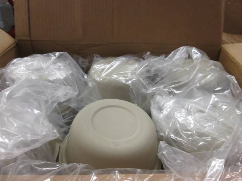 Case of 354 Plastic Tubs...