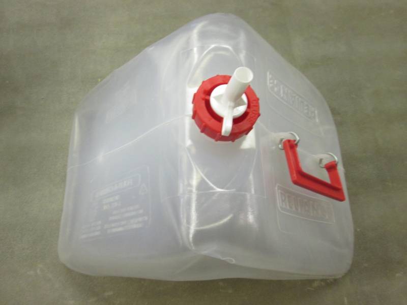 10 Reliance 5 Gallon Collapsible Wa...