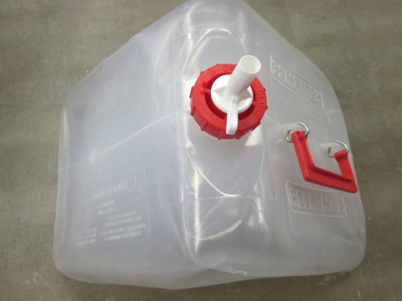 10 Reliance 5 Gallon Collapsible Wa...