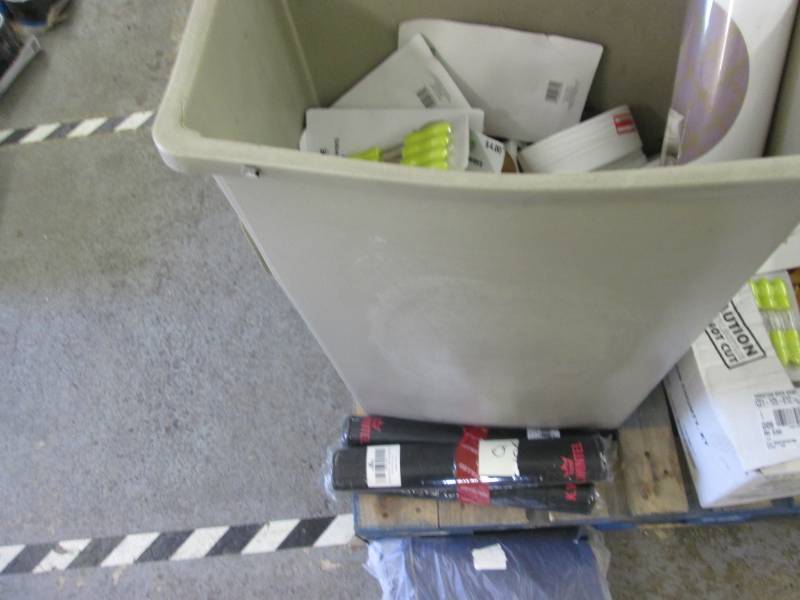 Gaming Mouse Pads, Corn Skewers, Va...