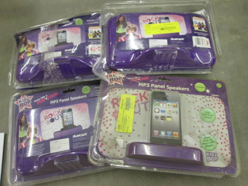 Lot of 4 Kidz Bop MP3 Panel Speaker...