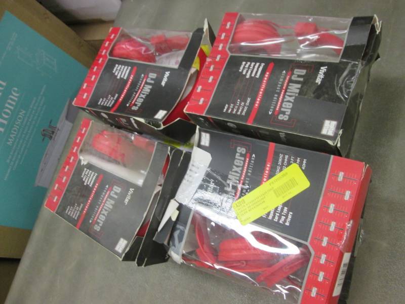 Lot of 8 Vivatar Foldable Headphone...