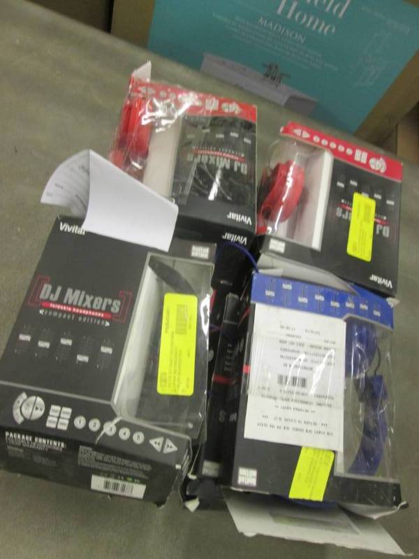 Lot of 8 Vivatar Foldable Headphone...