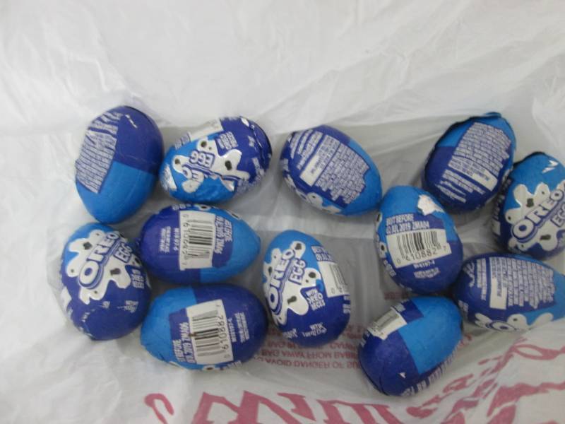 13 Oreo Eggs...