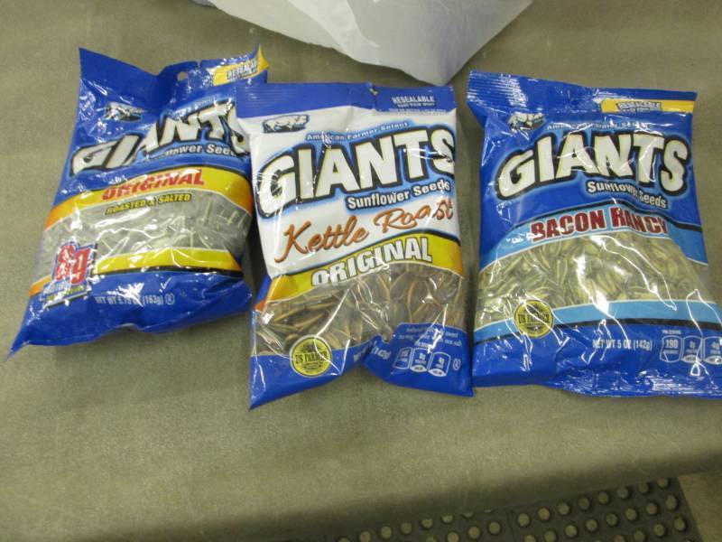 8 -Bags Assorted Giants Sunflower S...
