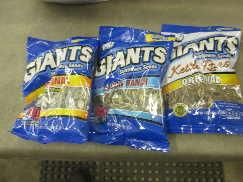 8 -Bags Assorted Giants Sunflower S...