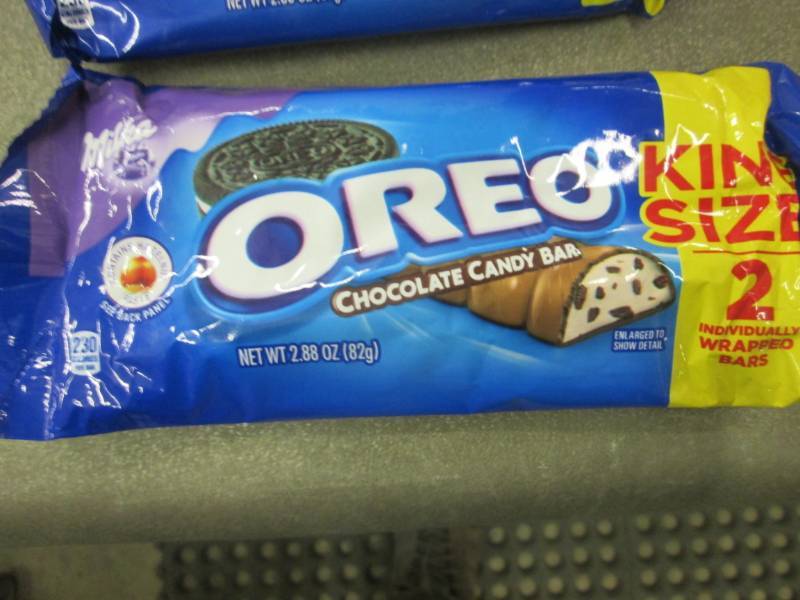 12 - 2.88 oz pkg Oreo Chocolate Can...