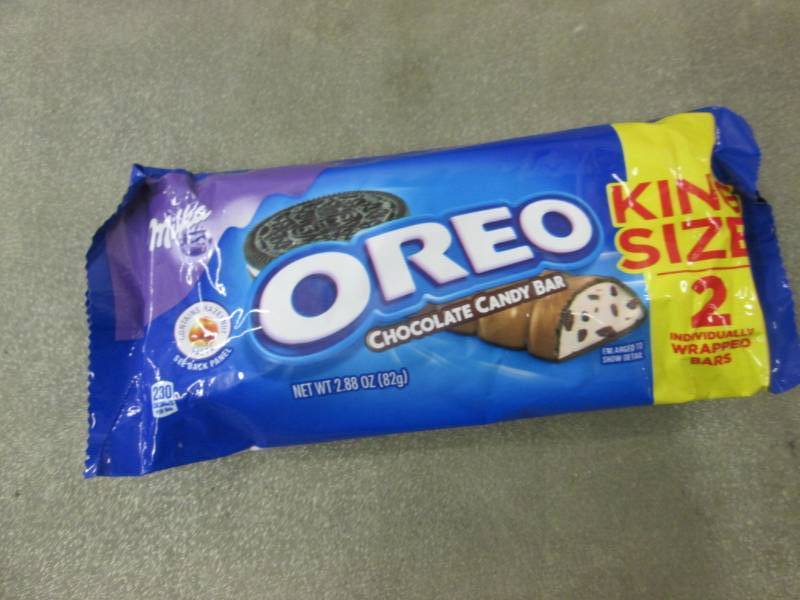 12 - 2.88 oz pkg Oreo Chocolate Can...