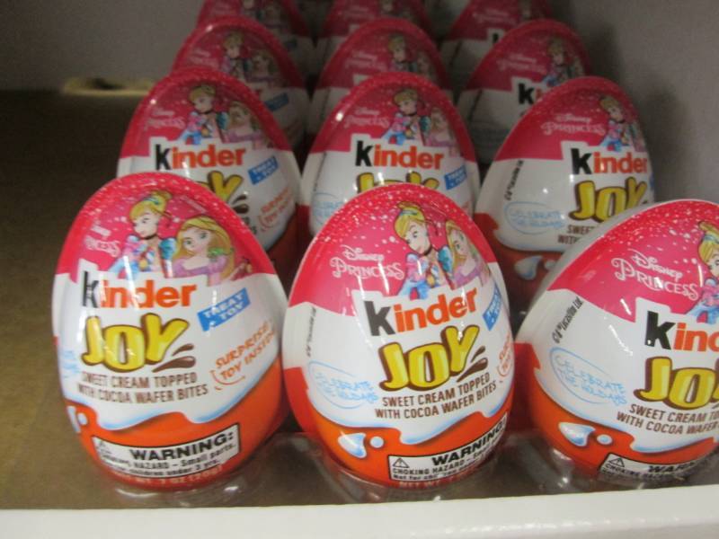 Lot of 12 Kinder Joy Sweet Cream To...