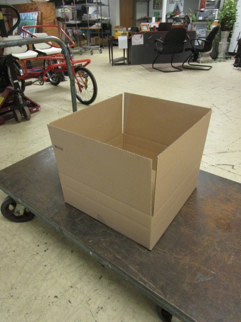 lot 305 image: NEW 18 34 W X 18 516 L X 6 38 H CARDBOARD BOXES