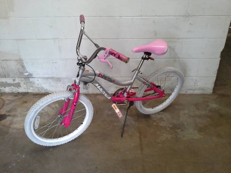 lot 18 image: Magna Precious Pearls Girls  Single-speed Road Bike