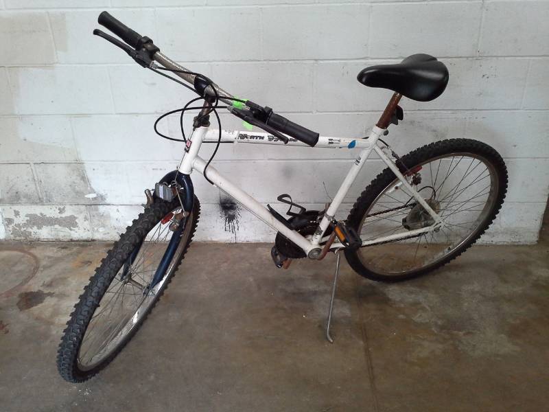 lot 19 image: North Woods   18-speed Trail Bike