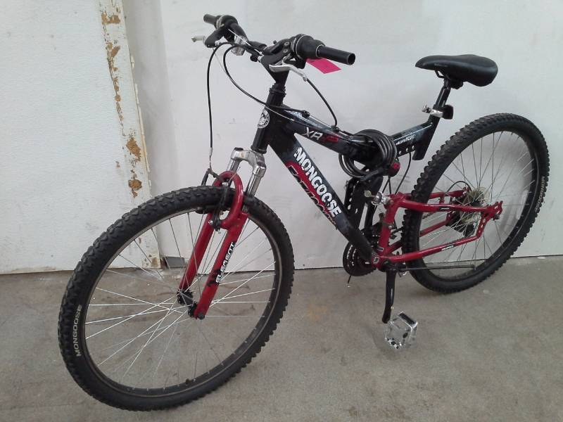 lot 6 image: Mongoose XR35 Aluminum  21-speed Trail Bike