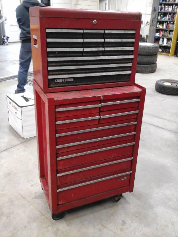 lot 36 image: Craftsman 2-Piece Rolling Tool Box Chest with 21-Locking Drawers, Keys