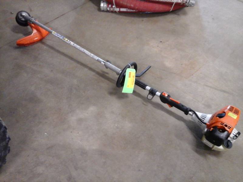 lot 47 image: Stihl Gas Brush Cutter KM 110 R