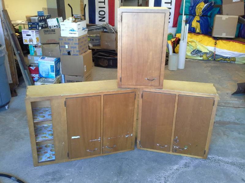 lot 50 image: Lot of (3) Kitchen Upper Cabinet Sectionals