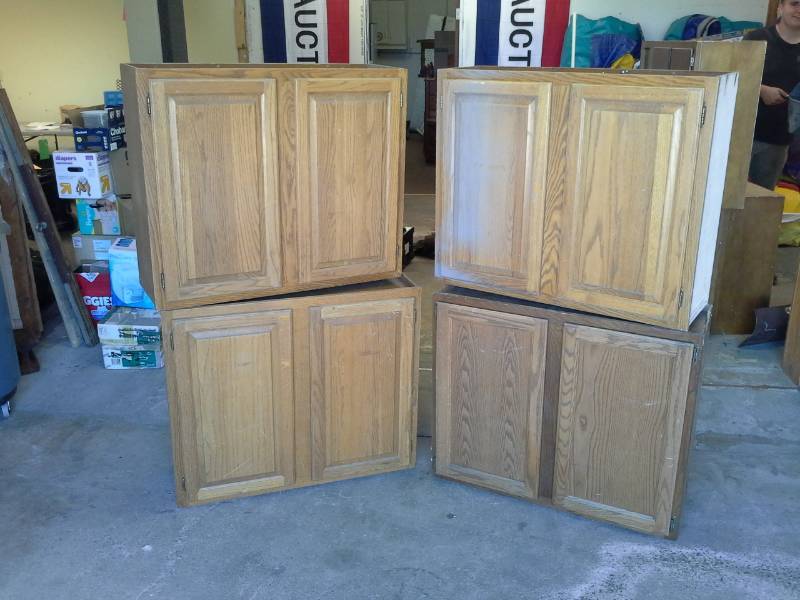 lot 51 image: Lot of (4) Kitchen Upper Cabinet Sectionals