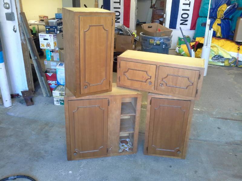 lot 53 image: Lot of (4) Kitchen Upper Cabinet Sectionals