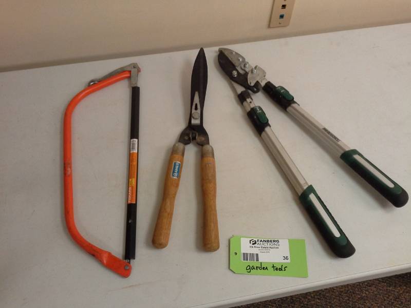 lot 36 image: Loppers, Hedge Trimmer, Tree Saw