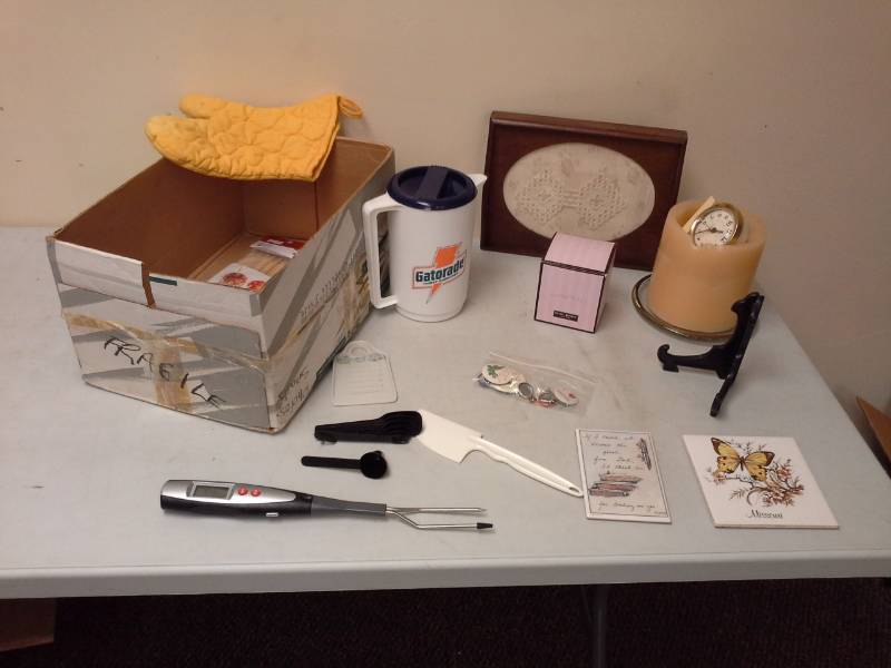 lot 63 image: Food Thermometer, Spatula, Plastic Jug, Table Clock, Gardenia Scented Candle, Large Candle, Wine Cork Set, Cooking Utensils