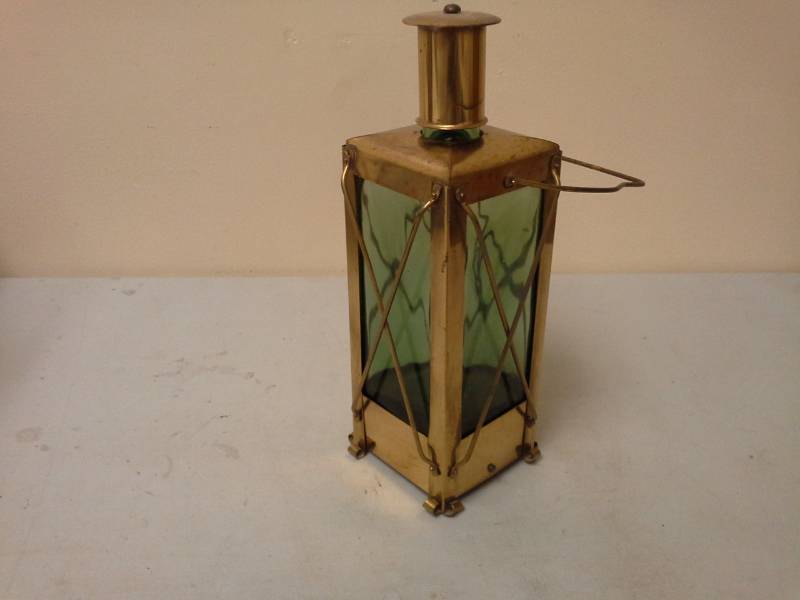 lot 88 image: Oil Lantern Music Box
