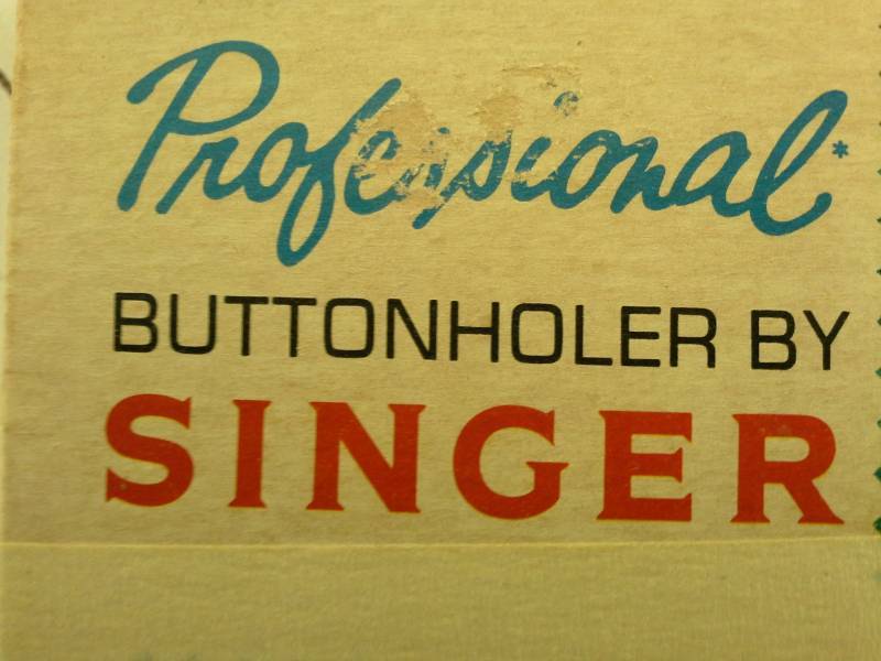 lot 116 image: Singer Professional Buttonholer Kit