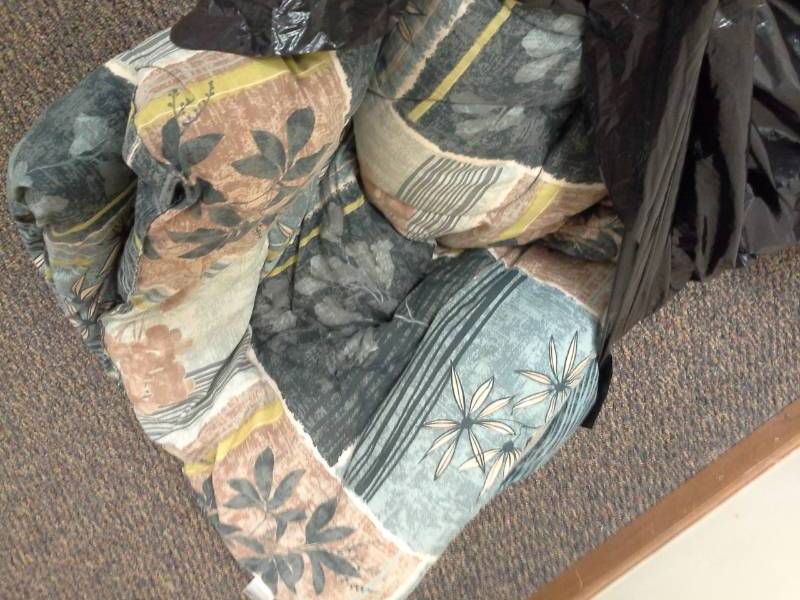 lot 144 image: Comforter, Pillow Shams, Bed Skirt, Mattress Pad Full Size