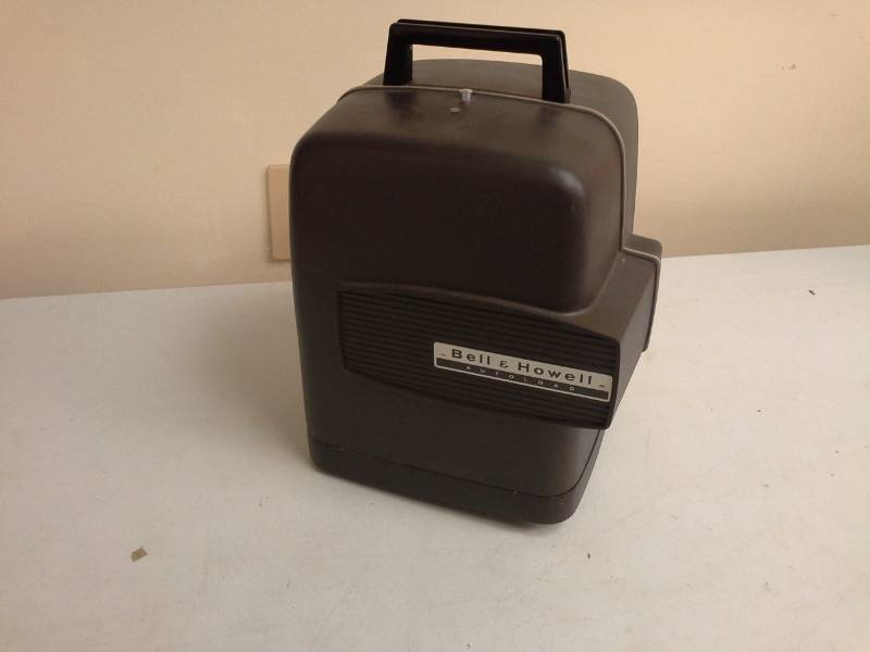 lot 166 image: Bell&Howell Super Eight Portable Movie Projector 346A