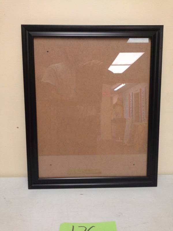 lot 176 image: Picture Frame