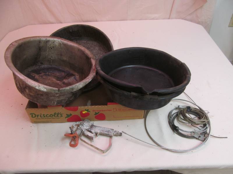 Oil drain pans, cables, paint sprayer nozzle