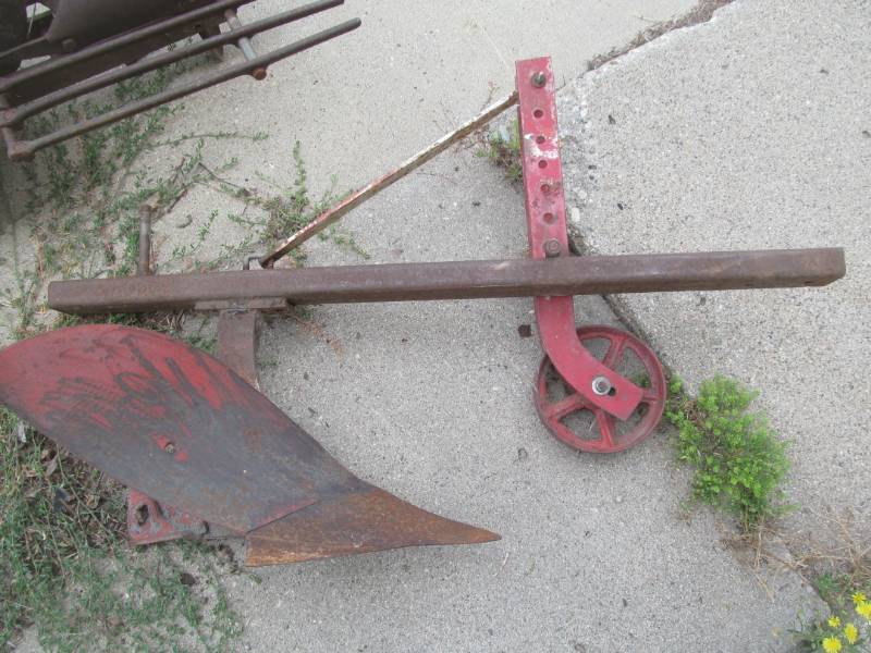 One bottom plow