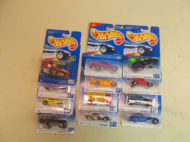 Vintage Hot wheels construction kit