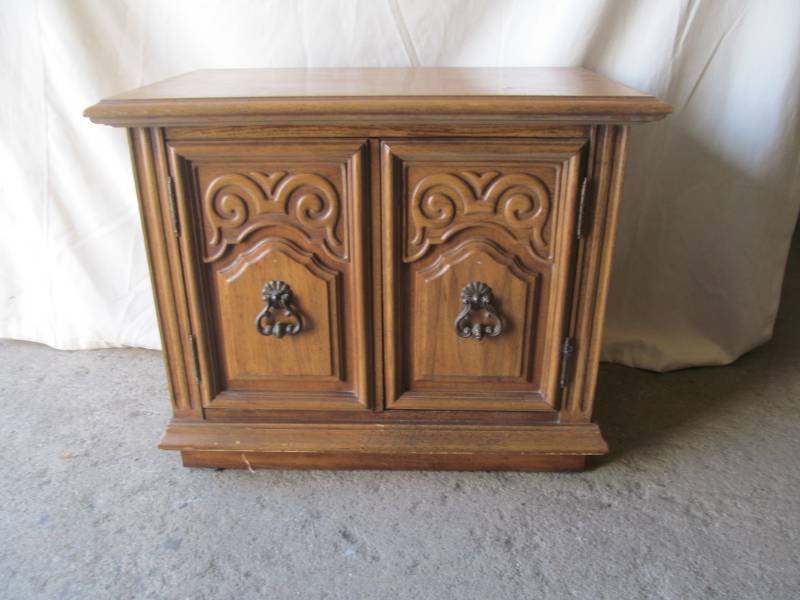 Vintage wooden end table