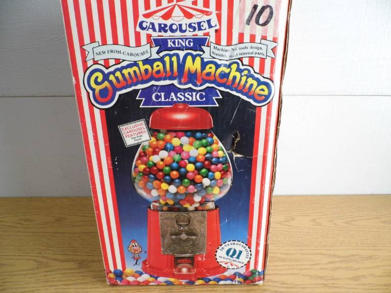lot 34 image: Gumball Machine