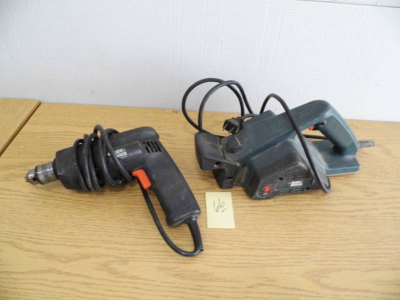 lot 66 image: Black & Decker Plane - Drill