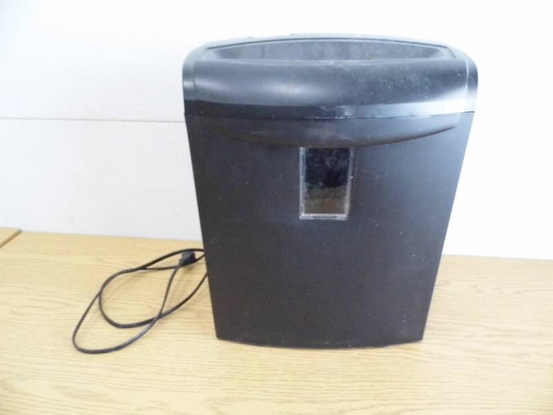 lot 91 image: Paper Shredder