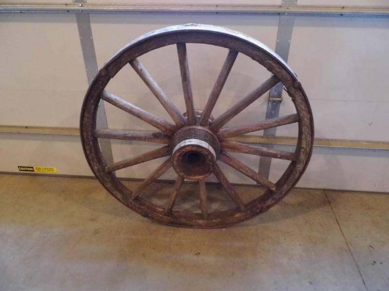 lot 108 image: Wagon Wheel