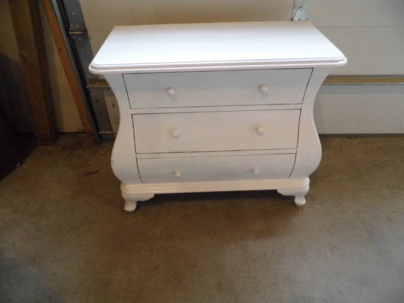 lot 120 image: Antique Painted Dresser