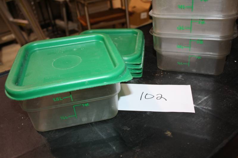lot 102 image: Plastic Containers with lids
