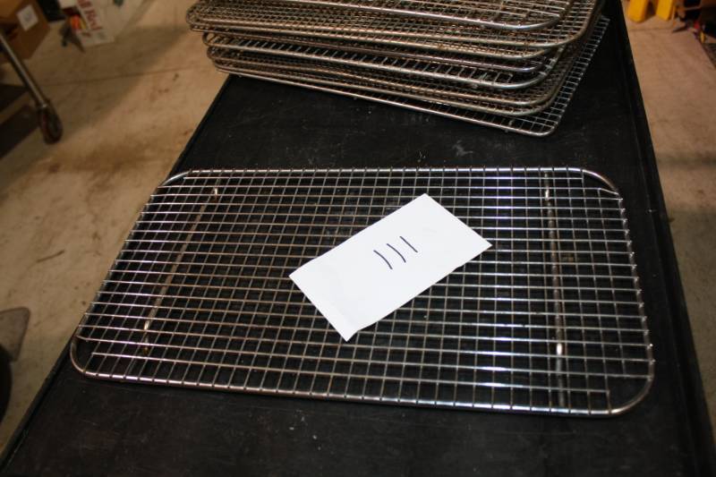 lot 111 image: Cooling Racks