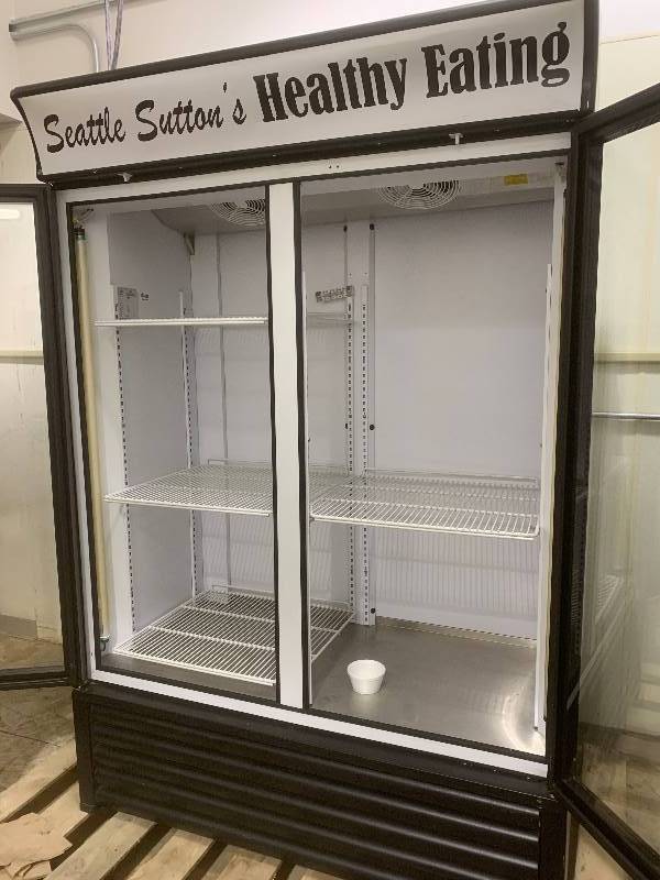 TOR-REY  R36 Glass Two Door Display CoolerRefrigerator 115 Volts54 Wide x 28.3 Deep x 80 HighRuns Cools