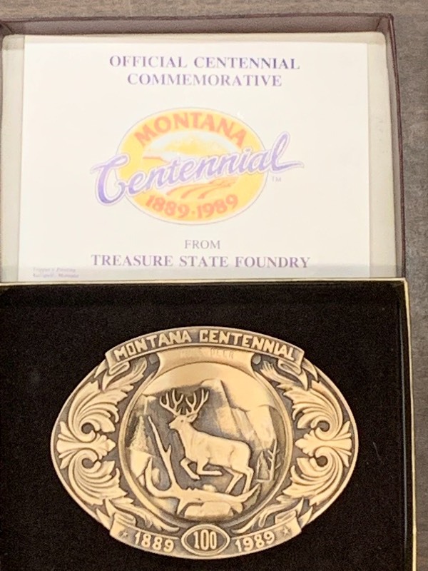 lot 19 image: (2) Collectible Belt Buckles