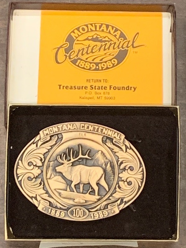 lot 20 image: (2) Collectible Belt Buckles