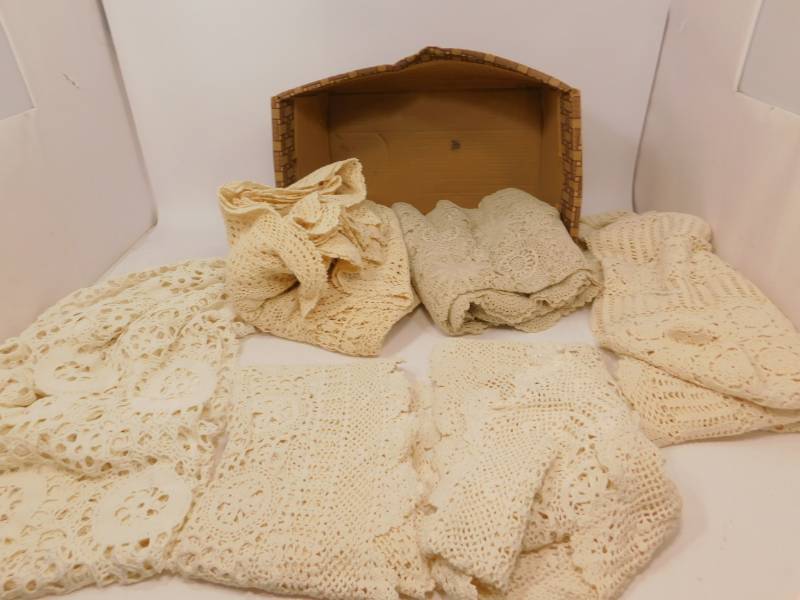 lot 102 image: Vintage Crochet Table Cloths